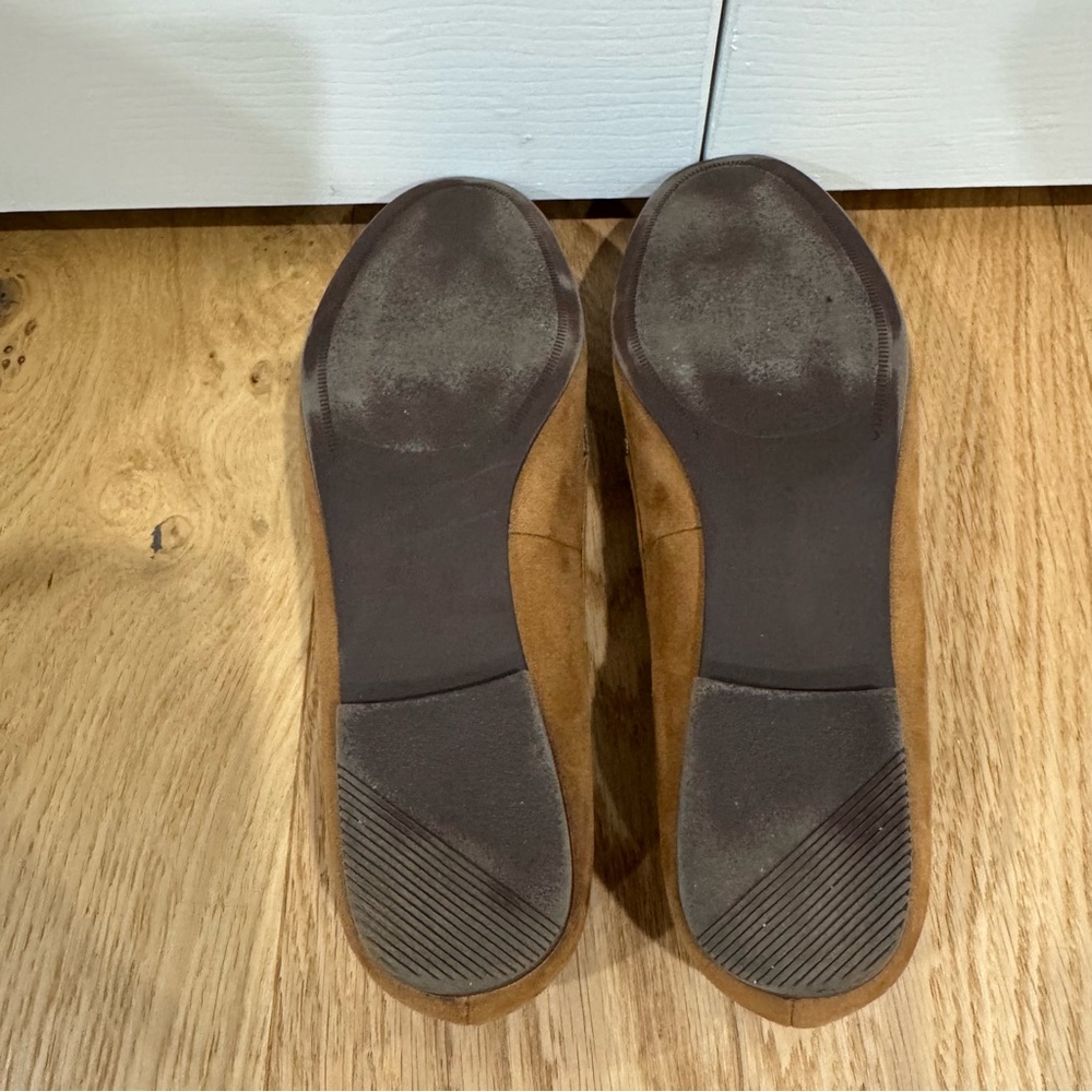 Loft faux suede horse bit loafers Tan. Size 7 - Picture 9 of 11